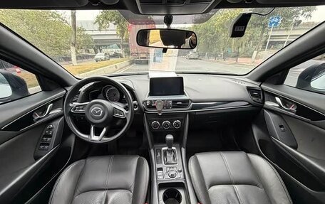 Mazda CX-4, 2023 год, 2 093 000 рублей, 8 фотография