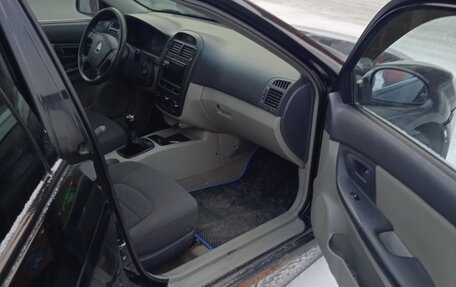 KIA Cerato I, 2005 год, 255 000 рублей, 9 фотография