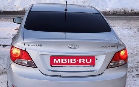 Hyundai Solaris II рестайлинг, 2011 год, 540 000 рублей, 5 фотография