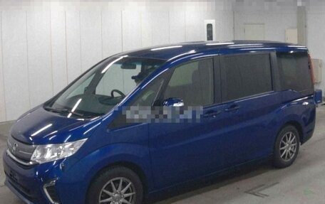 Honda Stepwgn IV, 2016 год, 1 800 000 рублей, 7 фотография