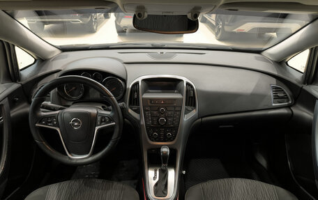 Opel Astra J, 2013 год, 630 000 рублей, 14 фотография