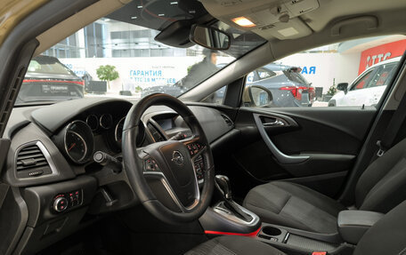 Opel Astra J, 2013 год, 630 000 рублей, 16 фотография