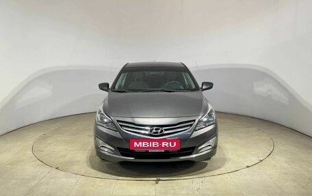 Hyundai Solaris II рестайлинг, 2015 год, 850 000 рублей, 2 фотография