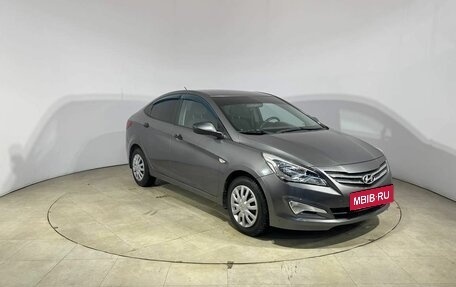 Hyundai Solaris II рестайлинг, 2015 год, 850 000 рублей, 3 фотография