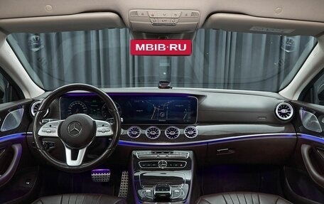 Mercedes-Benz CLS, 2018 год, 4 999 000 рублей, 9 фотография