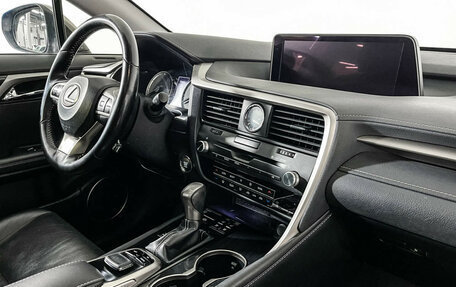 Lexus RX IV рестайлинг, 2018 год, 4 397 000 рублей, 9 фотография