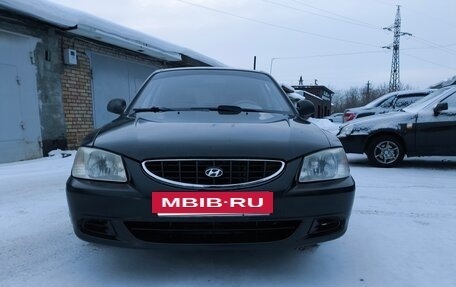 Hyundai Accent II, 2004 год, 257 000 рублей, 3 фотография