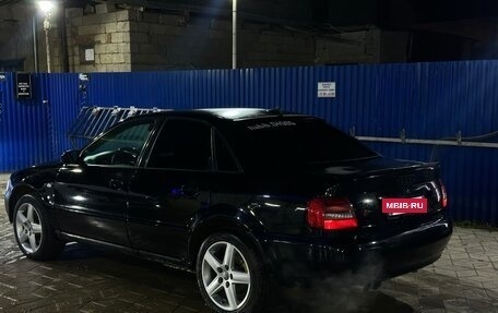 Audi A4, 2000 год, 450 000 рублей, 2 фотография