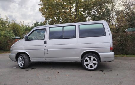 Volkswagen Transporter T4, 2001 год, 1 067 000 рублей, 5 фотография
