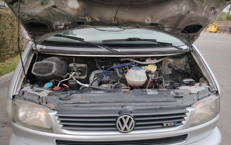 Volkswagen Transporter T4, 2001 год, 1 067 000 рублей, 15 фотография