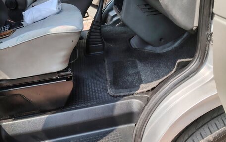 Volkswagen Transporter T4, 2001 год, 1 067 000 рублей, 22 фотография