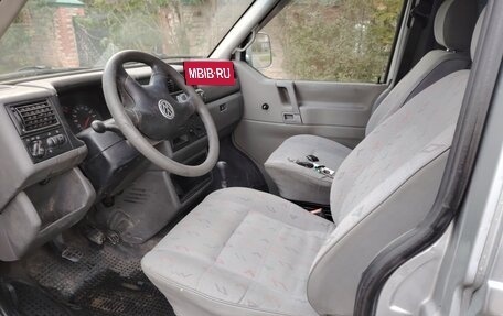 Volkswagen Transporter T4, 2001 год, 1 067 000 рублей, 16 фотография