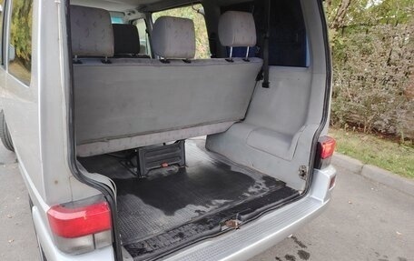 Volkswagen Transporter T4, 2001 год, 1 067 000 рублей, 10 фотография