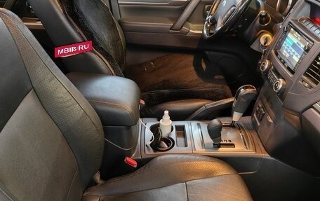 Mitsubishi Pajero IV, 2014 год, 2 200 000 рублей, 4 фотография