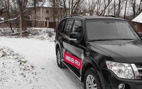 Mitsubishi Pajero IV, 2014 год, 2 200 000 рублей, 11 фотография