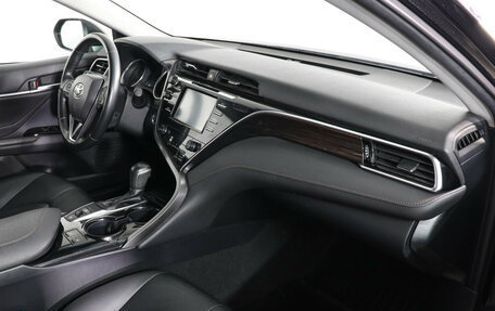 Toyota Camry, 2020 год, 2 999 000 рублей, 6 фотография