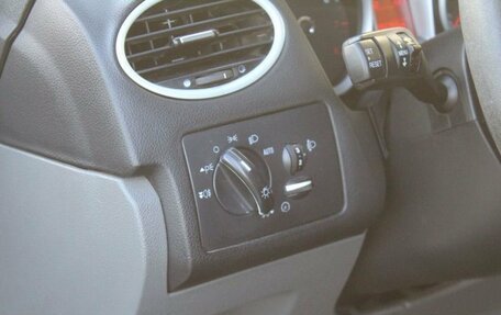 Ford Focus II рестайлинг, 2009 год, 490 000 рублей, 32 фотография