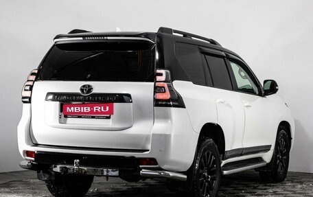 Toyota Land Cruiser Prado 150 рестайлинг 2, 2021 год, 5 999 000 рублей, 7 фотография