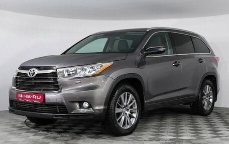 Toyota Highlander III, 2014 год, 2 899 000 рублей, 1 фотография