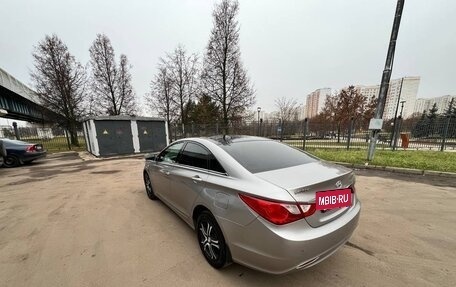 Hyundai Sonata VI, 2011 год, 960 000 рублей, 5 фотография