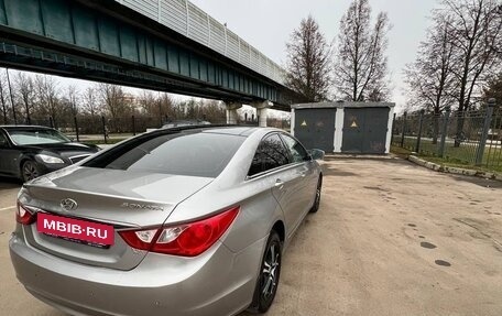 Hyundai Sonata VI, 2011 год, 960 000 рублей, 7 фотография