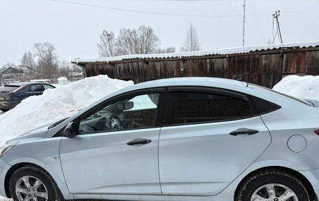 Hyundai Solaris II рестайлинг, 2012 год, 750 000 рублей, 4 фотография