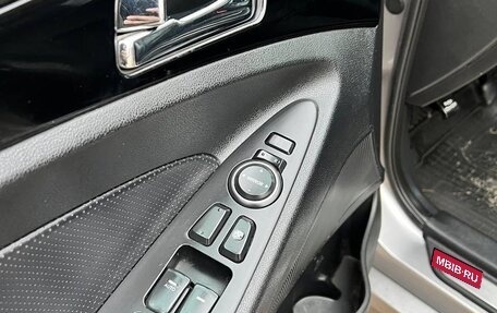 Hyundai Sonata VI, 2011 год, 960 000 рублей, 24 фотография