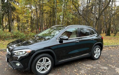Mercedes-Benz GLA, 2020 год, 4 100 000 рублей, 3 фотография