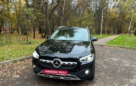 Mercedes-Benz GLA, 2020 год, 4 100 000 рублей, 4 фотография