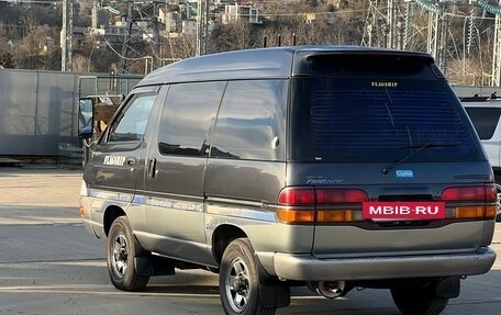 Toyota Town Ace III, 1995 год, 650 000 рублей, 4 фотография