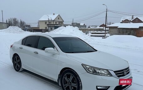 Honda Accord IX рестайлинг, 2013 год, 2 000 000 рублей, 9 фотография