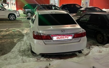 Honda Accord IX рестайлинг, 2013 год, 2 000 000 рублей, 16 фотография
