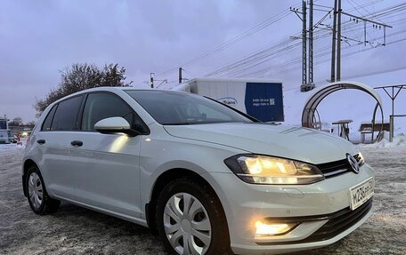 Volkswagen Golf VII, 2018 год, 1 650 000 рублей, 2 фотография