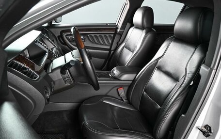 Ford Taurus VI рестайлинг, 2017 год, 1 499 000 рублей, 10 фотография