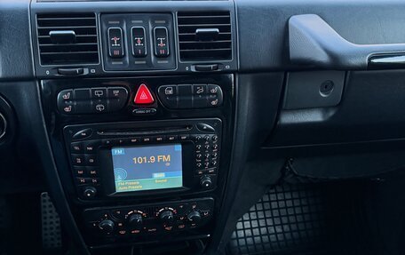 Mercedes-Benz G-Класс W463 рестайлинг _ii, 2003 год, 3 200 000 рублей, 30 фотография