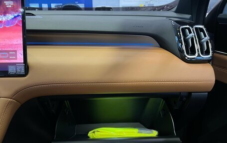 Geely Atlas, 2025 год, 3 250 000 рублей, 25 фотография