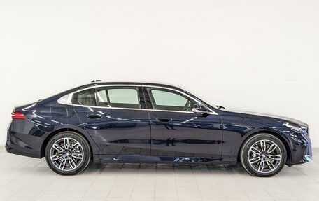 BMW 5 серия, 2025 год, 8 800 000 рублей, 4 фотография