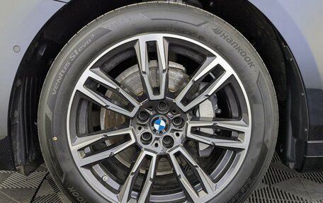 BMW 5 серия, 2025 год, 8 800 000 рублей, 7 фотография