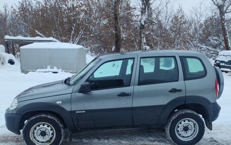 Chevrolet Niva I рестайлинг, 2018 год, 770 000 рублей, 2 фотография