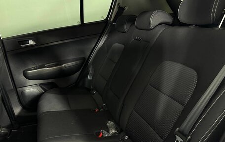 KIA Sportage IV рестайлинг, 2021 год, 2 490 000 рублей, 7 фотография