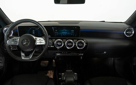 Mercedes-Benz CLA, 2020 год, 3 200 000 рублей, 7 фотография