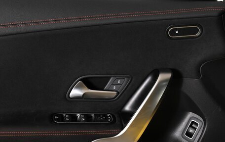 Mercedes-Benz CLA, 2020 год, 3 200 000 рублей, 20 фотография