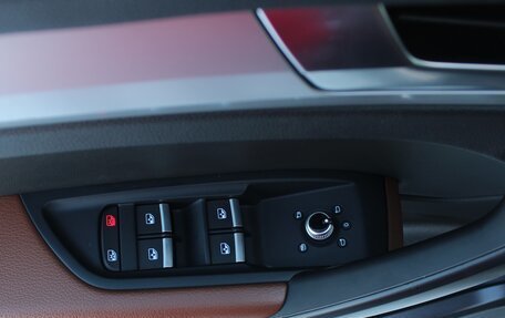 Audi Q5, 2021 год, 4 680 000 рублей, 14 фотография