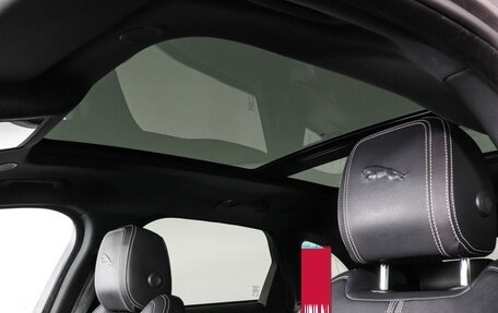 Jaguar F-Pace, 2021 год, 5 999 000 рублей, 17 фотография