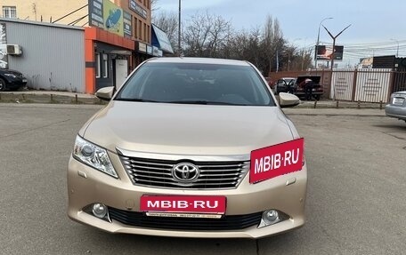 Toyota Camry, 2013 год, 2 400 000 рублей, 1 фотография