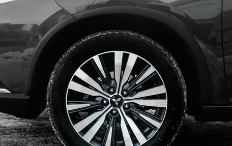 Mitsubishi Outlander III рестайлинг 3, 2020 год, 2 090 000 рублей, 25 фотография