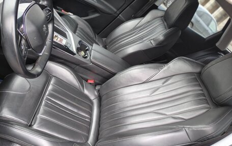 Peugeot 3008 II, 2017 год, 1 650 000 рублей, 18 фотография