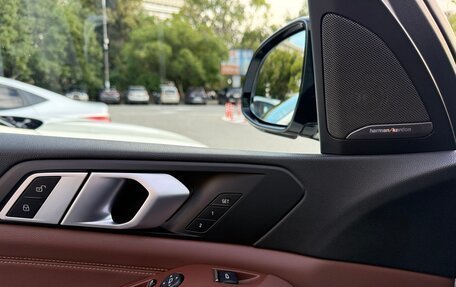 BMW X5, 2019 год, 6 900 000 рублей, 23 фотография