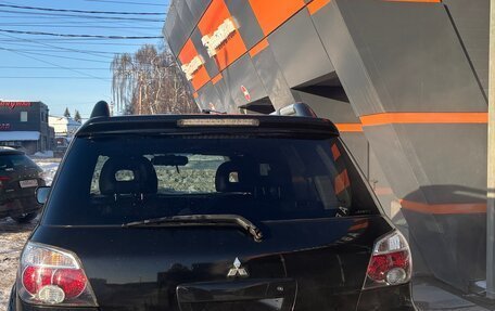 Mitsubishi Outlander III рестайлинг 3, 2004 год, 950 000 рублей, 10 фотография