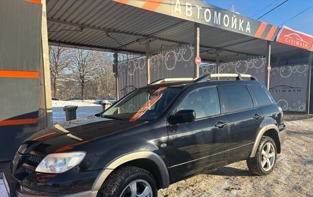 Mitsubishi Outlander III рестайлинг 3, 2004 год, 950 000 рублей, 6 фотография